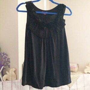 Elle sz S Black Ruffled Flower Collar Tank Top